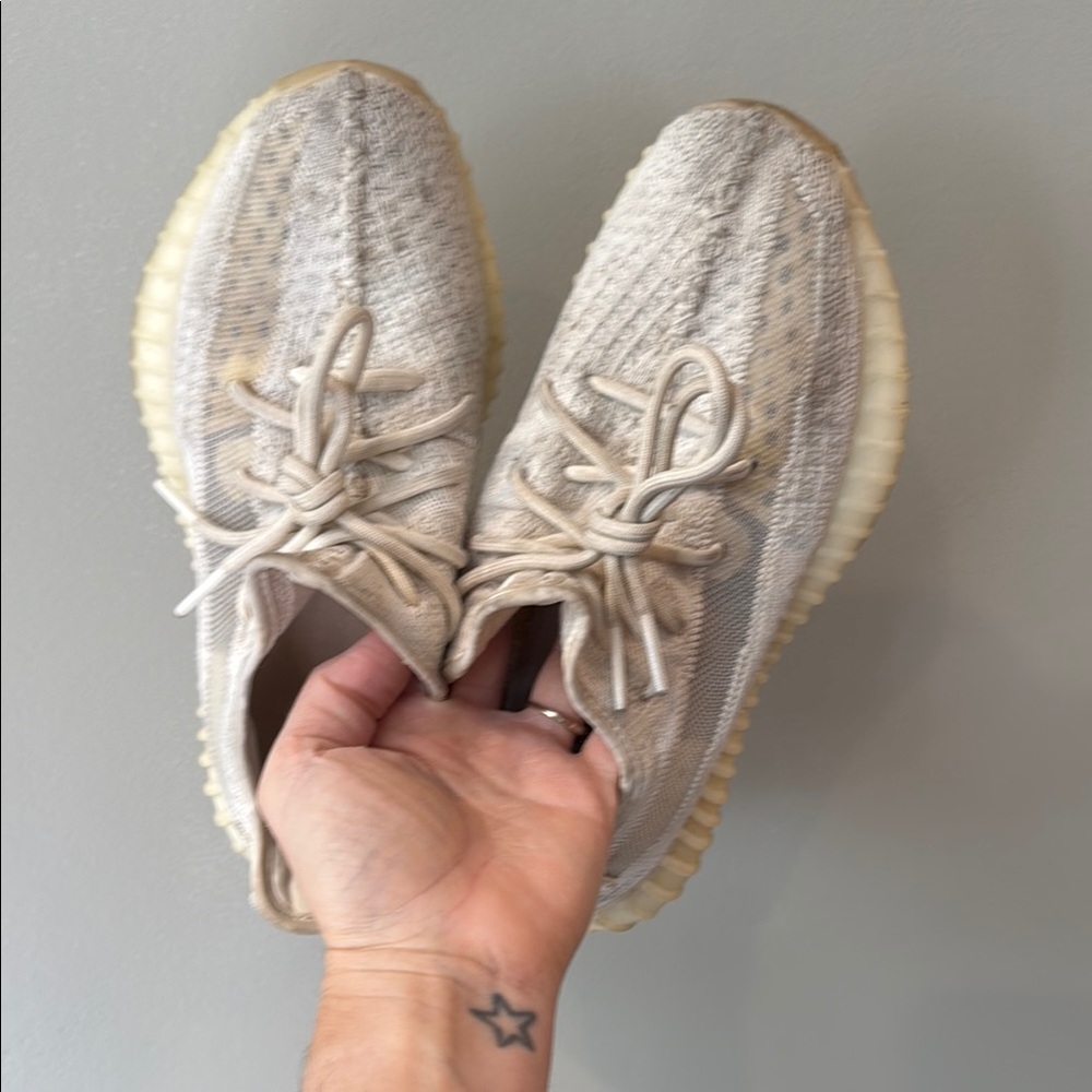 Yeezy Boost 350 V2 - Cream and Tan